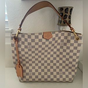 💯 authentic Louis Vuitton Graceful PM purse excellent condition